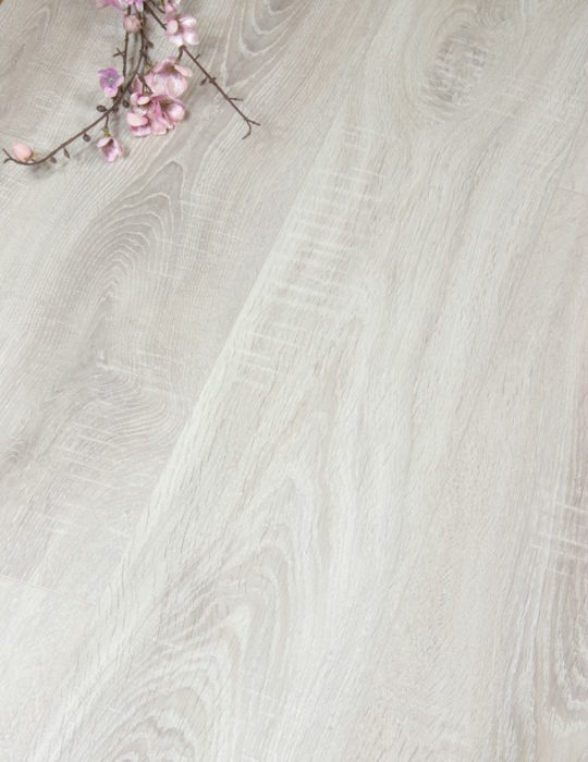 Light grey Oak laminate Flooring